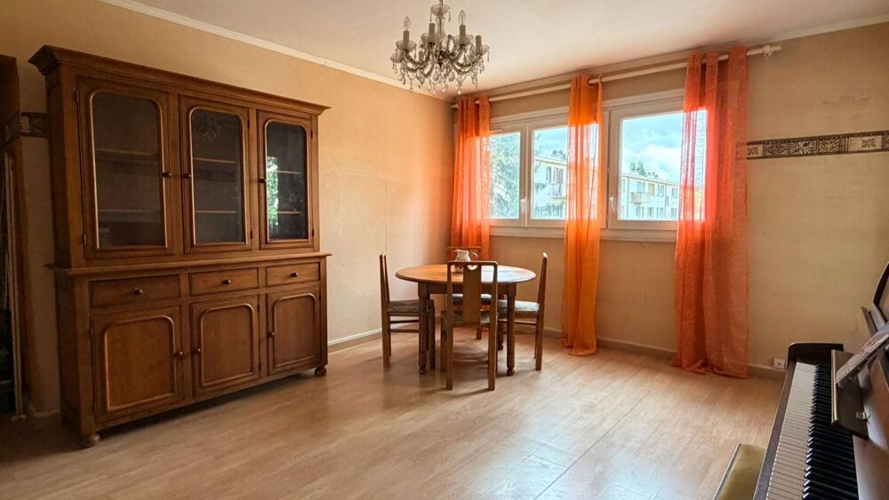 Vente Appartement Appartement  3 pièces, 56 m², à 2  pas du centre ville de L Isle Adam L isle adam