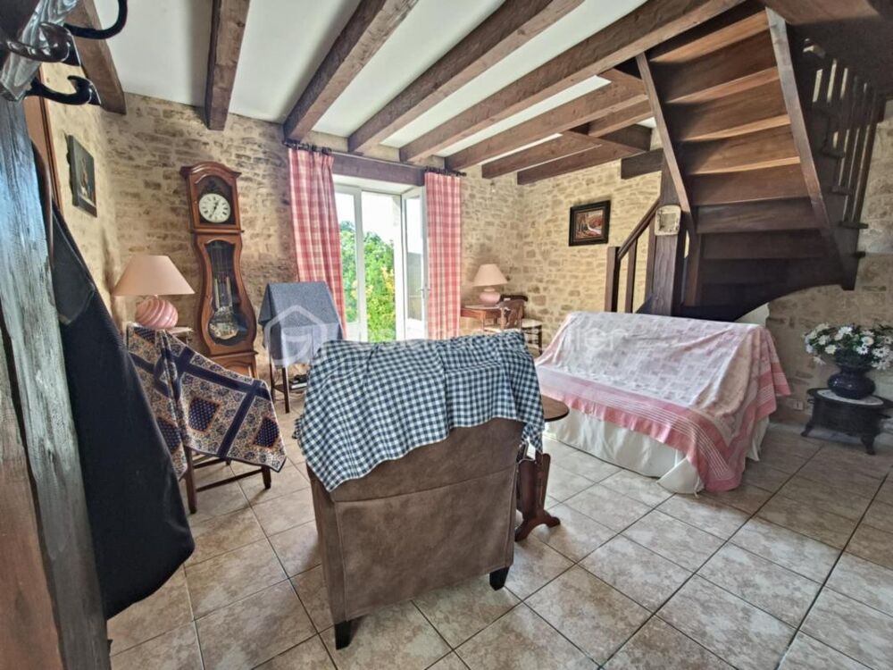 Vente Maison Ancienne et Magnifique Bâtisse en Pierres de 114 m2, située à Cladech 24170 Cladech