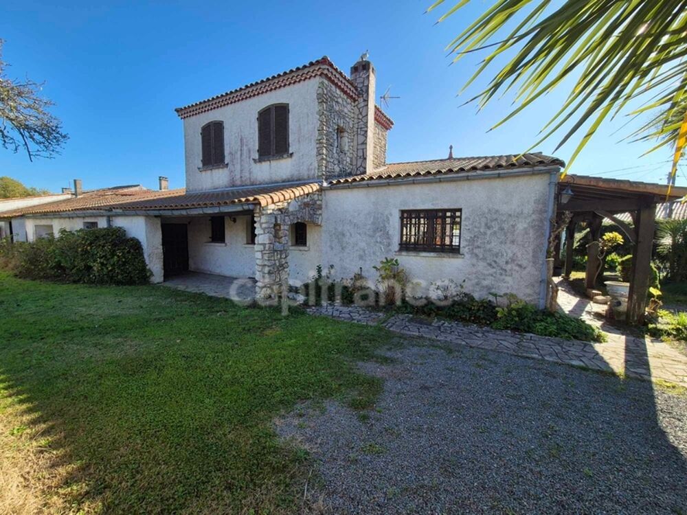 Vente Maison Maison à vendre 4 pièces ROYAN (17) - Terrain de 1427m² Royan