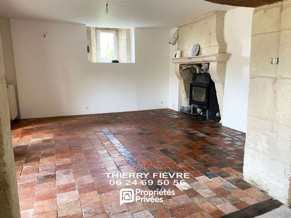 Vente Maison À vendre 86200 Glénouze Maison de 10 pièces 312 m2 avec gîte indépendant, dépendance, terrain, bois et caves Glenouze