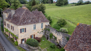  Propriété/château à vendre 9 pièces 200 m²