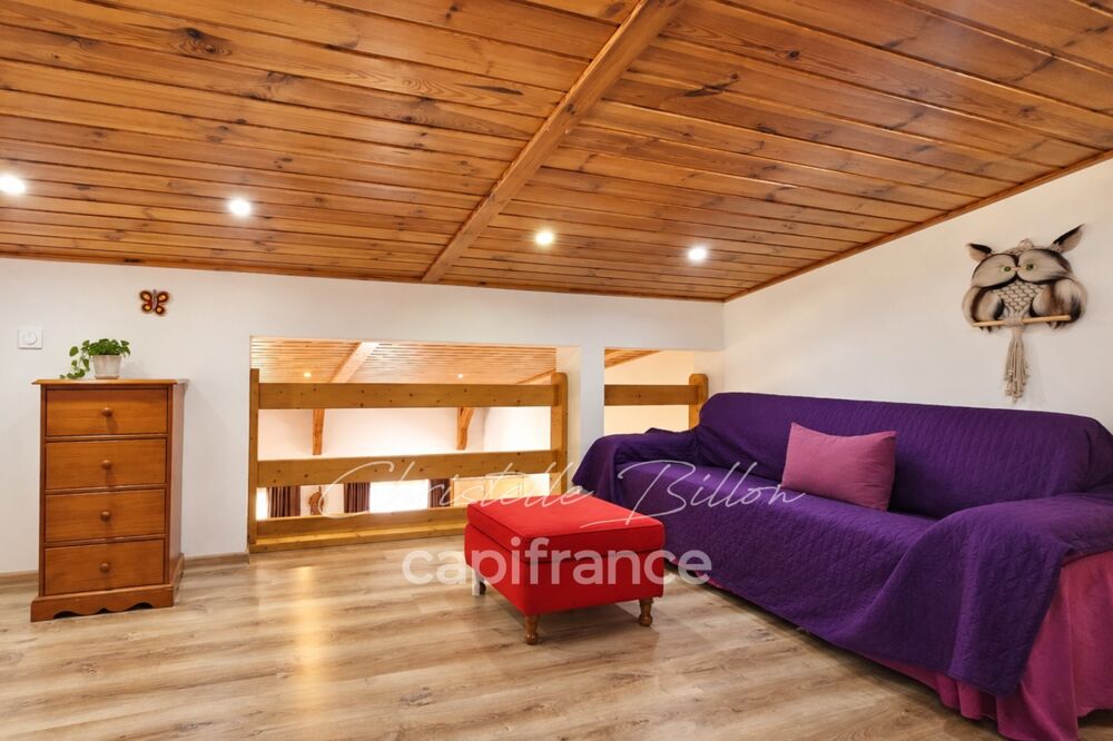 à vendre  Propriété/château Figari (20114)