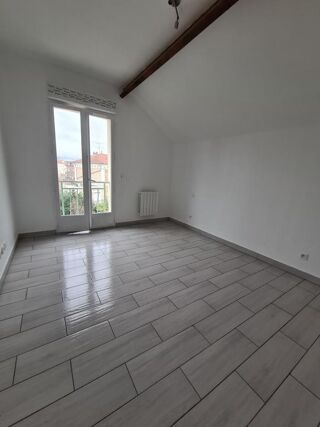  Appartement � louer 3 pi�ces 84 m�