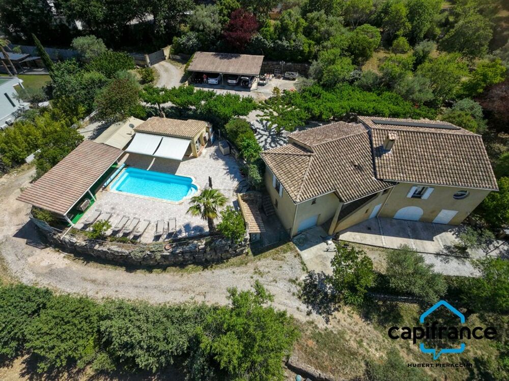 Maison à vendre 7 pièces SOLLIES TOUCAS (83)
