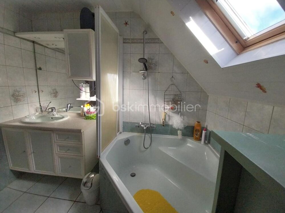 Maison de village de 112 m² - À 2 minutes de Gorron - 40mn de Laval - 1H00 du Mont Saint Michel