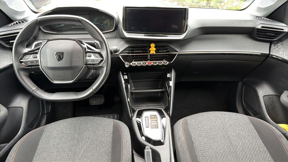 208 1.2 101 Hybrid e-DCT6 Active - Entretien constructeur 2024 occasion 73000 Chambery
