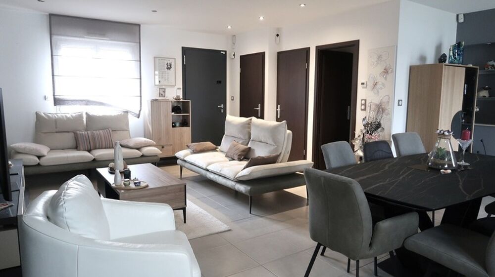 FAMECK, MAISON INDIVIDUELLE DE PLAIN PIED AVEC 3 CHAMBRES, ADAPTEE A TOUS, AUCUN TRAVAUX, UN GARAGE, UN JARDIN SANS VIS A VIS, U