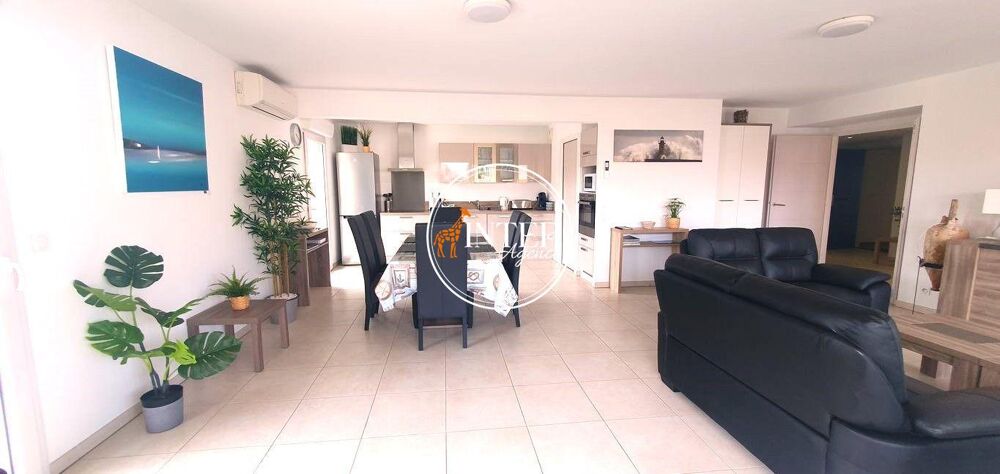 � vendre  Duplex/triplex Sainte-Maxime (83120)