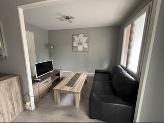  Appartement à louer 3 pièces 70 m²