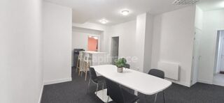  Immeuble à vendre 15 + pièces 661 m²