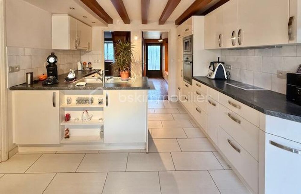 Agréable maison 130m2 habitable de Plain pied + garage et atelier