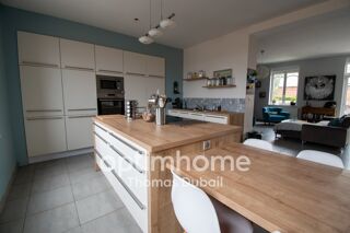  Maison à vendre 10 pièces 251 m²