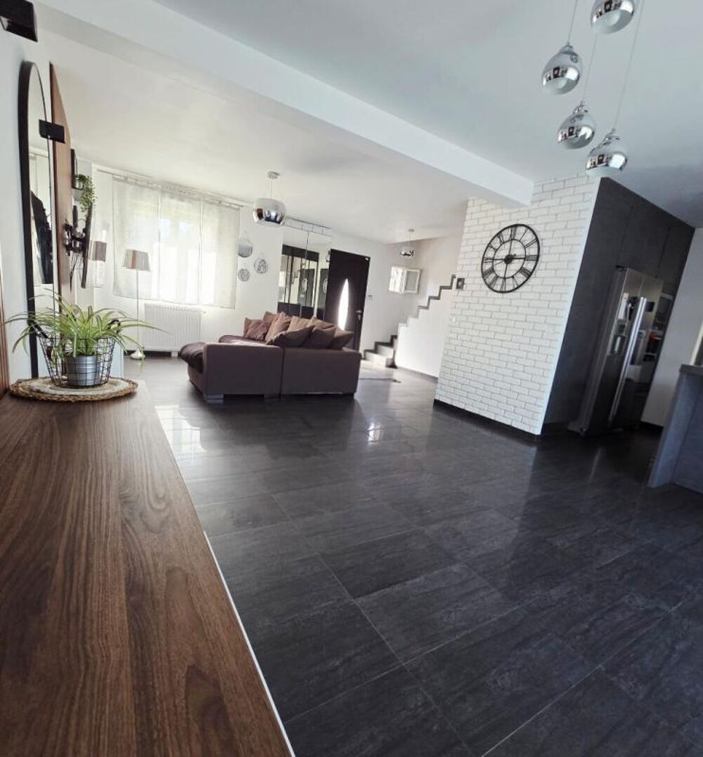 Maison Gressy 7 pièces 160 m2