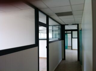   A VENDRE - BUREAUX Champforgeuil