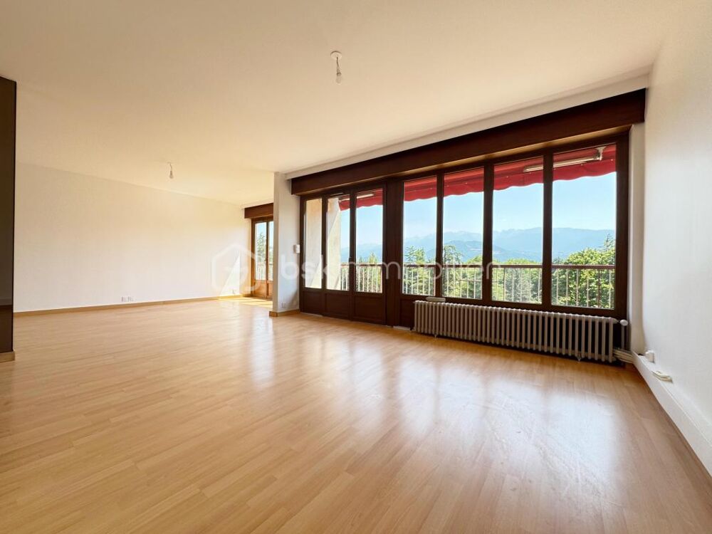 T4 TRAVERSANT DE 107,69 M², 3 CHAMBRES AVEC VUE, RÉNOVÉ