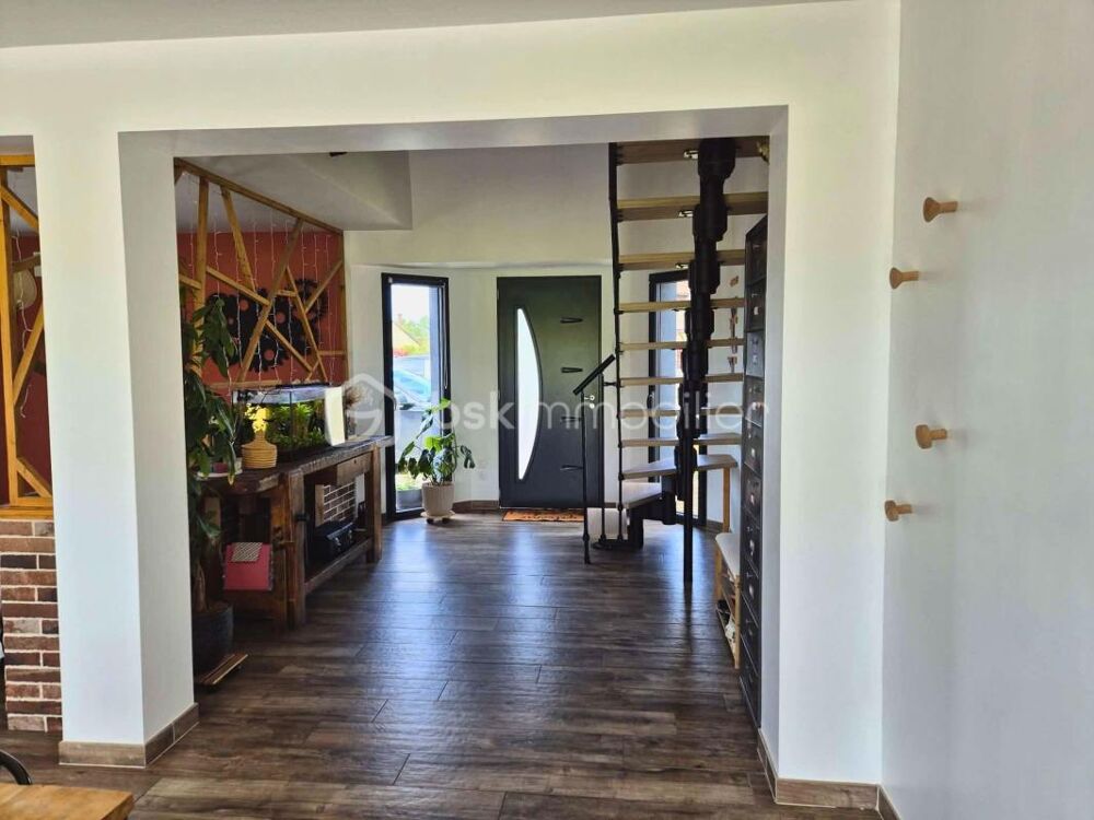Exclusivité Maison contemporaine de 2018  154 m²  DPE A  Plain pied et Suite parentale  Terrain 1 139 m²  Garage
