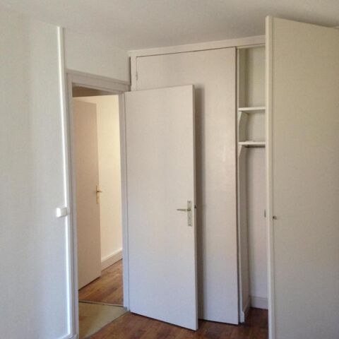  Appartement � louer 4 pi�ces 50 m�