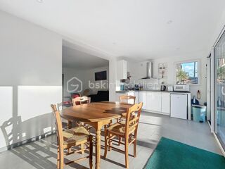  Propri�t�/ch�teau � vendre 7 pi�ces 227 m�