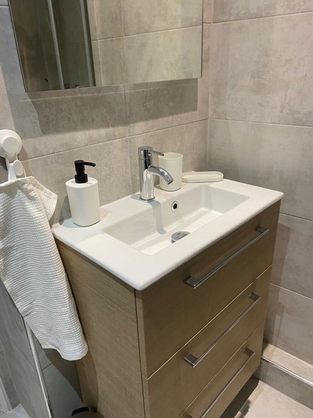 Location Appartement Studio de 27m2 à louer sur Paris 15 Paris 15
