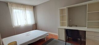  Appartement à louer 3 pièces 72 m²