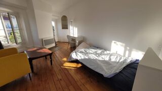  Appartement à louer 1 pièce 28 m²