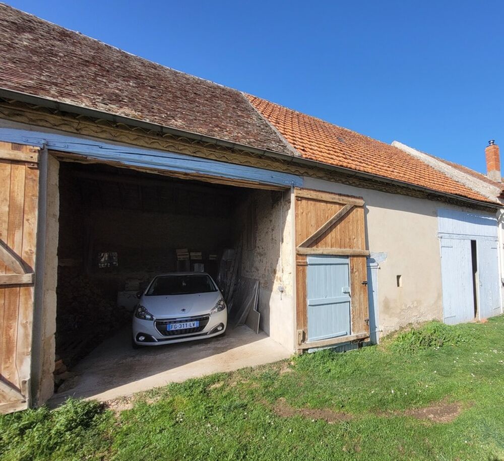 A 10 minutes de Gannnat et 30 minutes de Riom et Vichy