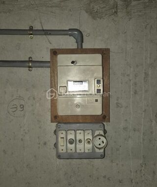  Parking / Garage  vendre 24 m