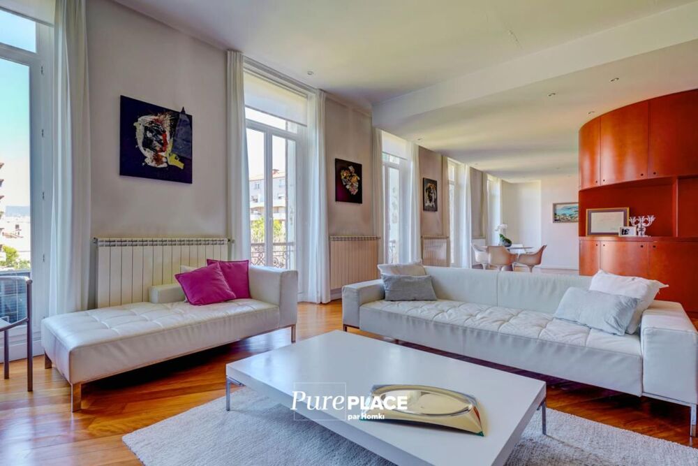 Appartement T4 de 144 m² à Marseille 13008, Avenue du Prado