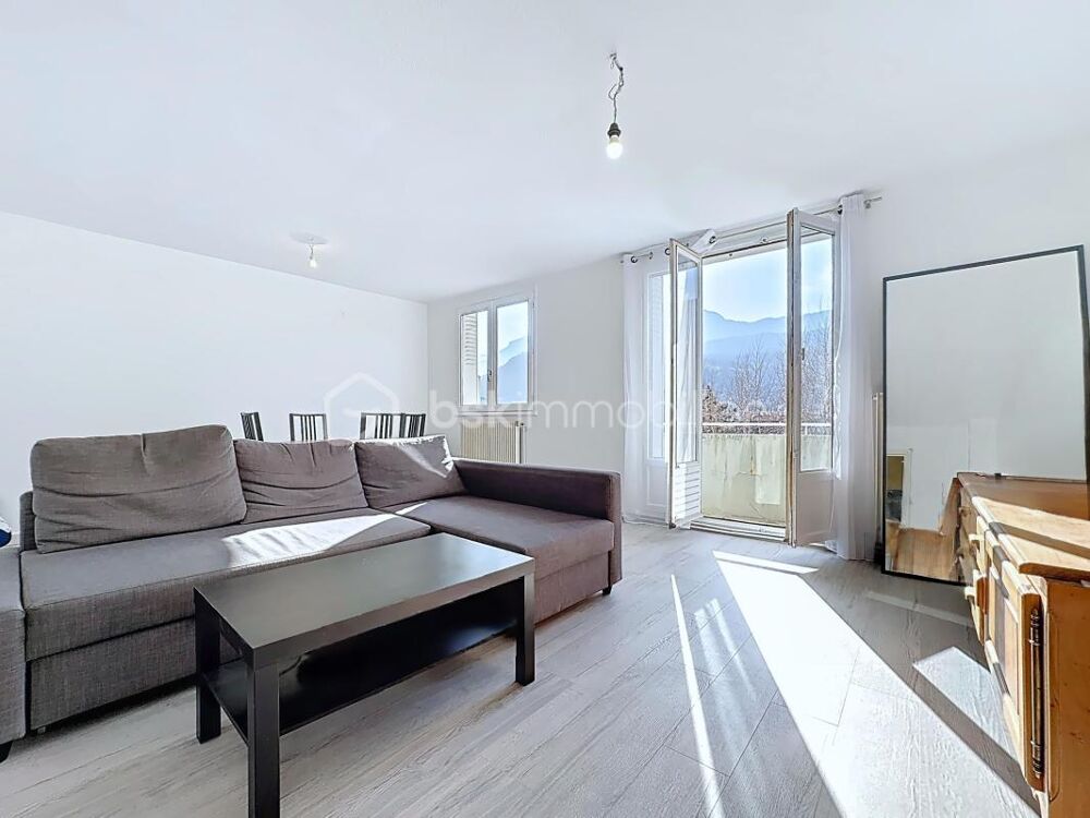 Vente Appartement T3 LUMINEUX 63 M² – BALCON – SÉJOUR 26 M² – TRAM A – GARAGE POSSIBLE Fontaine