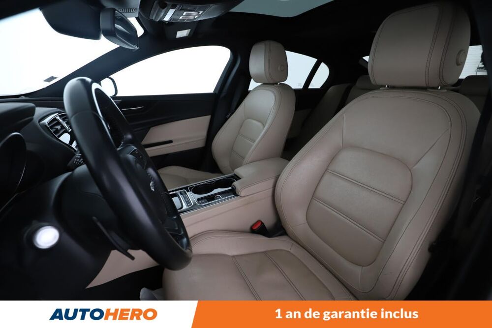 XE 2.0d Prestige Auto 180 ch 2015 occasion 92130 Issy-les-Moulineaux