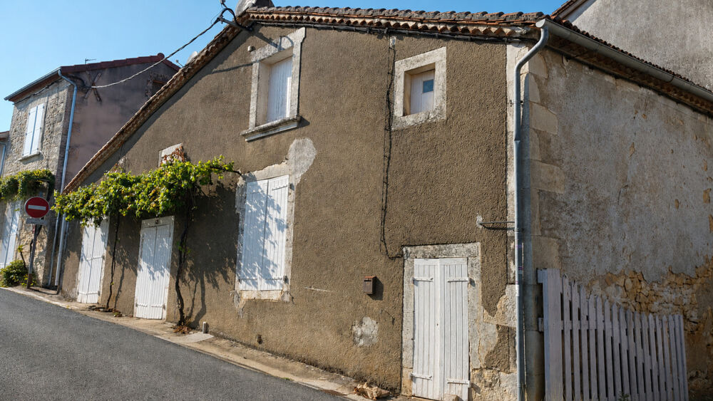 Vente Maison Maison de village de 5 pièces avec proche terrain non attenant Varaignes