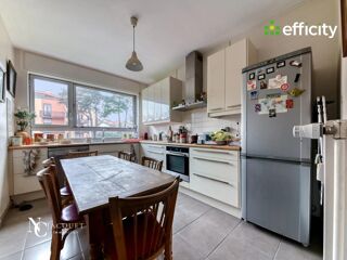  Appartement à vendre 8 pièces 142 m²