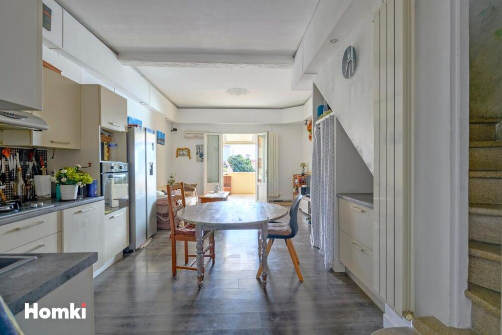 Vente Appartement DPE C  appartement rénové  3 pièces de 90m avec balcon Nimes