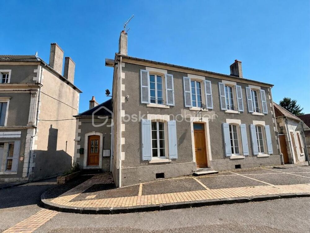 Vente Propriété/Château L'alliance du volume et de l'histoire : Demeure d'exception de 348m² avec ancienne salle de bal Sancergues