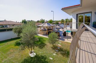  Maison à vendre 7 pièces 216 m²