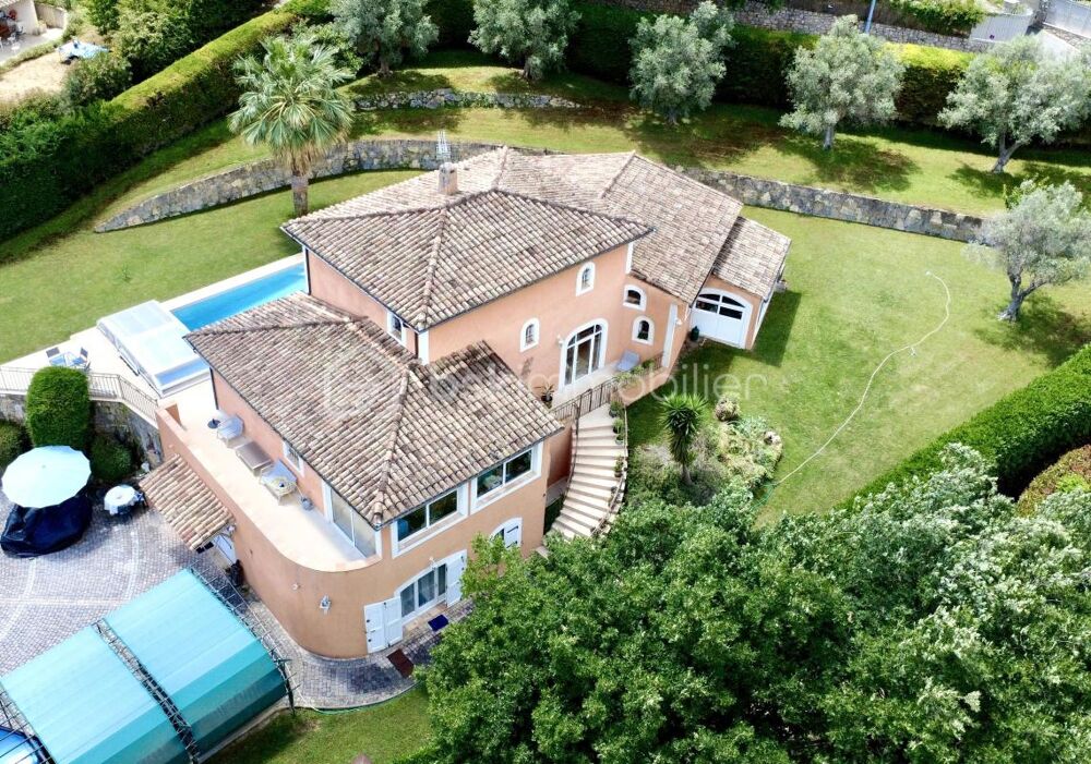 à vendre  Propriété/château Opio (06650)