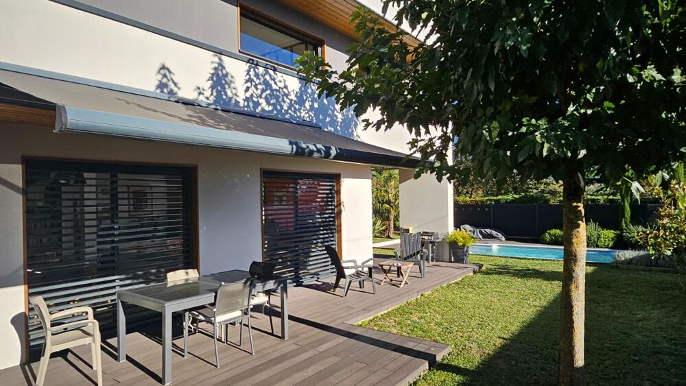 Vente Maison Maison d'architecte contemporaine 5 pièces 143 m² avec piscine à LUMBIN (38660) Lumbin