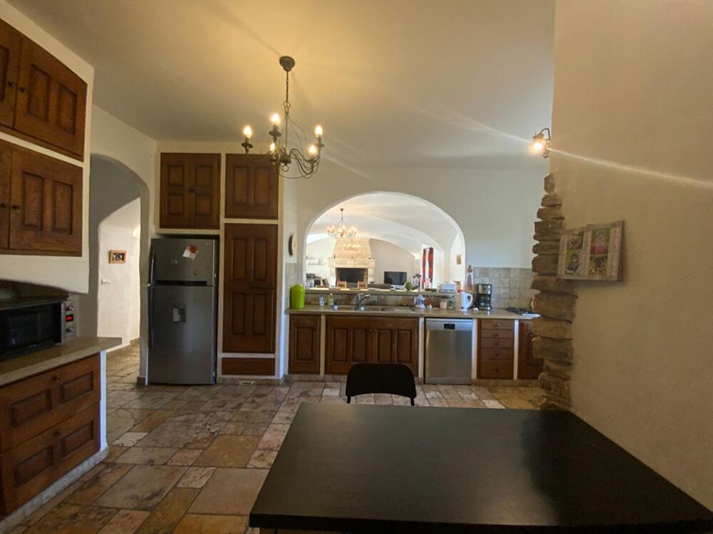  vendre  Proprit/chteau Banon (04150)