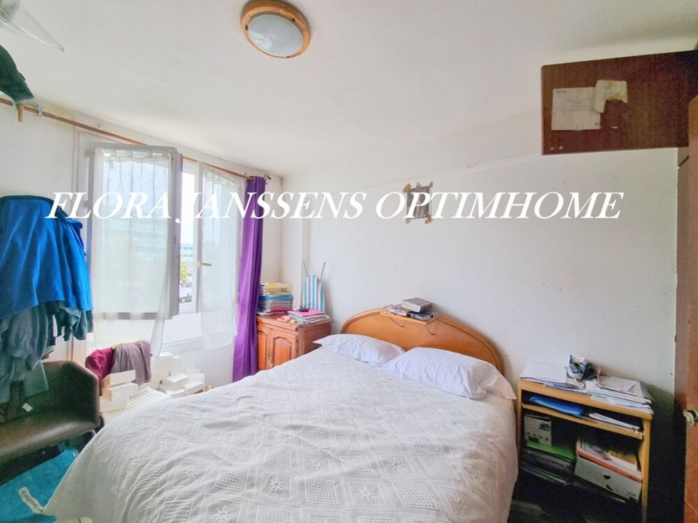 APPARTEMENT DANS RESIDENCE FAMILIALE AVEC CAVE ET BALCON