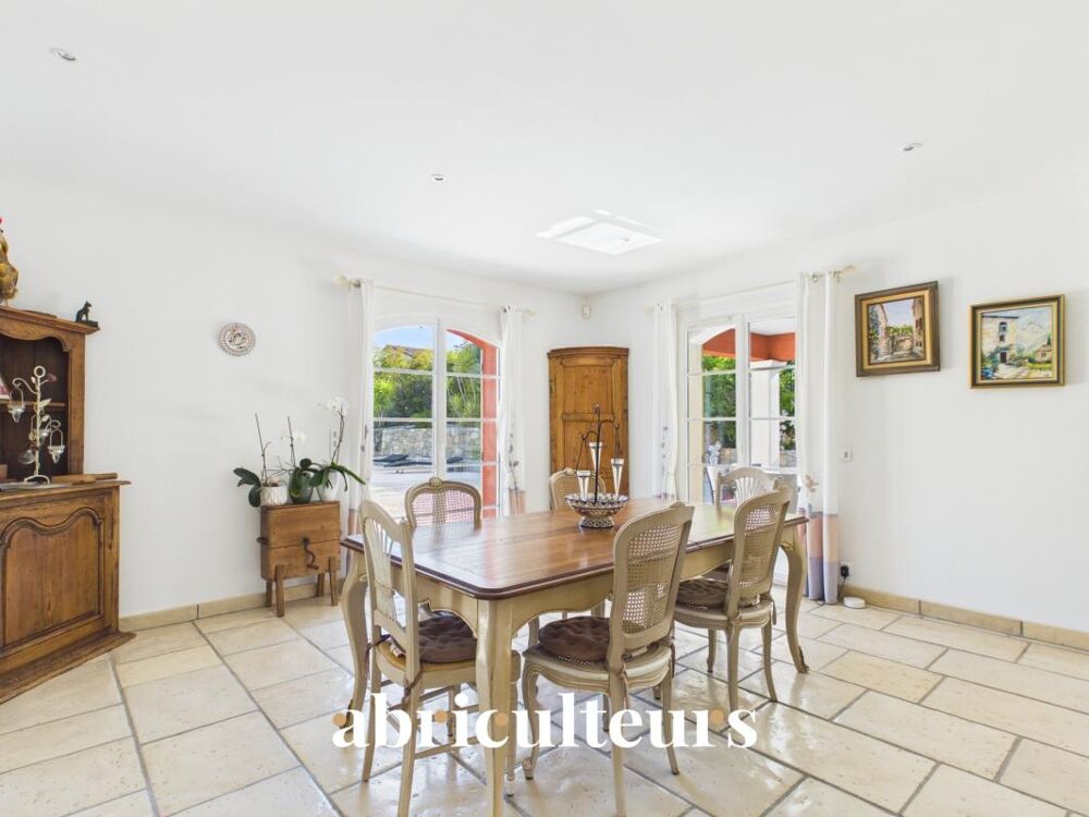 à vendre  Maison Montauroux (83440)