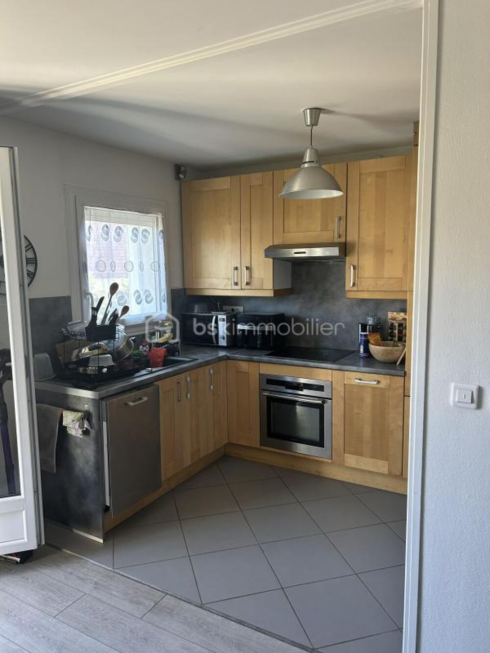 Exclusivité Bel appartement 2 pièces avec balcon et box en sous-sol - COUP DE COEUR ASSURE