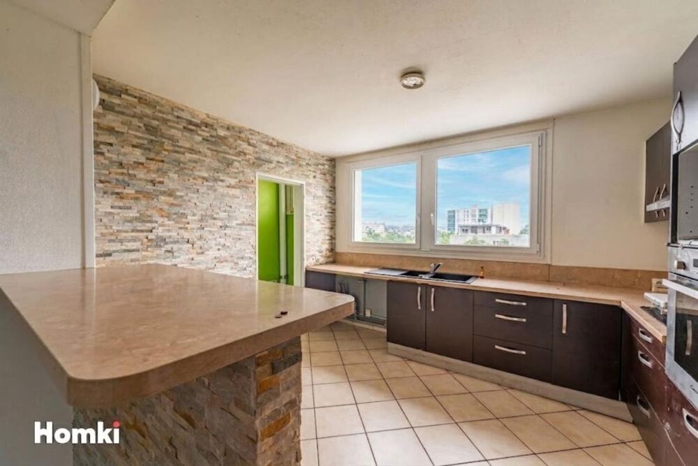 Vente Appartement Appartement T5 de 100 m² à Oullins-Pierre-Bénite 69310, Rue du Centenaire Oullins pierre benite