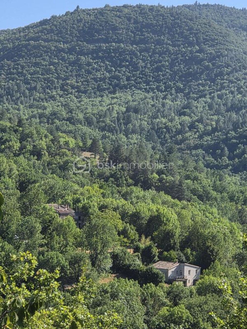 Maison 4 pièces, plein coeur nature, terrain de 1700 m2
