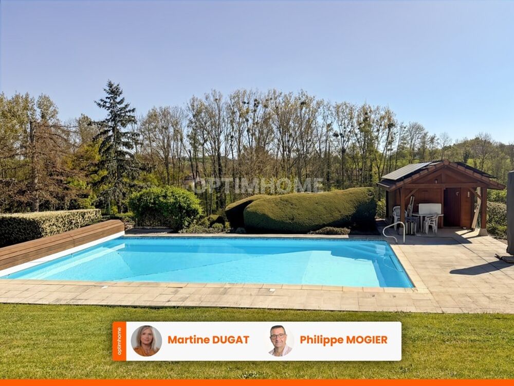 Belle spacieuse maison familiale avec piscine et grand terrain (03)