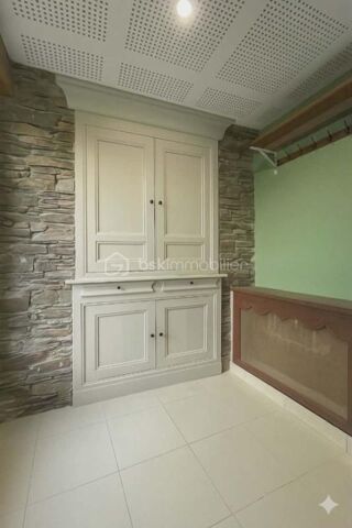  Propri�t�/ch�teau � vendre 7 pi�ces 175 m�