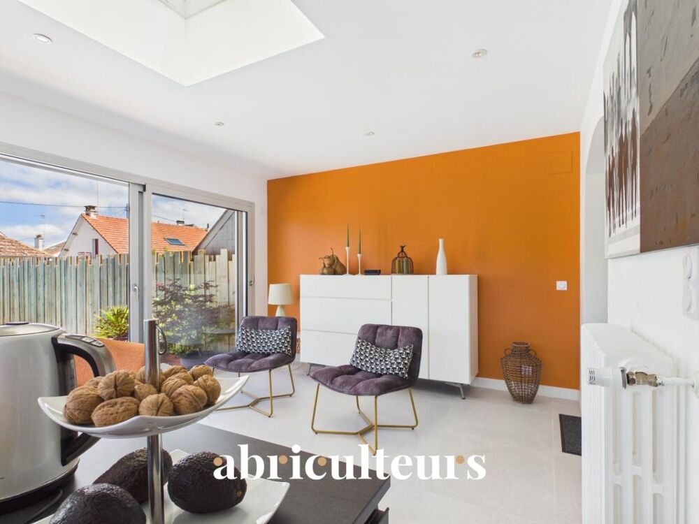 Vente Maison Maison familiale de 141 m² avec jardin, piscine  en vente au Croisic (44490) Le croisic