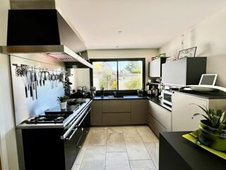  Villa � vendre 6 pi�ces 185 m�