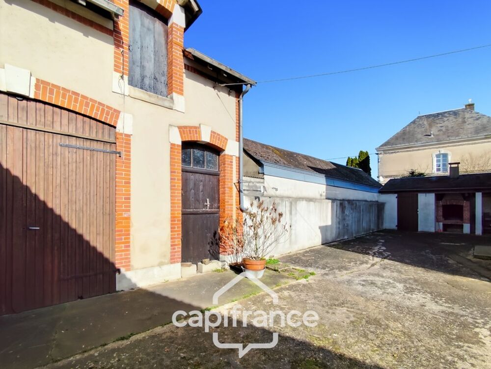 Maison à vendre 5 pièces BESSE SUR BRAYE (72) - terrain de 439 m² -