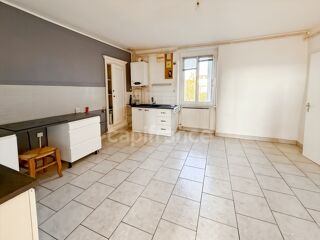  Immeuble � vendre 13 pi�ces 275 m�