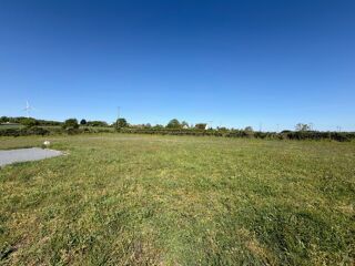  Terrain à vendre 694 m²